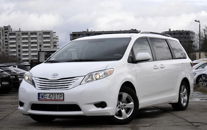 Toyota Sienna cena 97999 przebieg: 133900, rok produkcji 2015 z Sulejówek małe 352